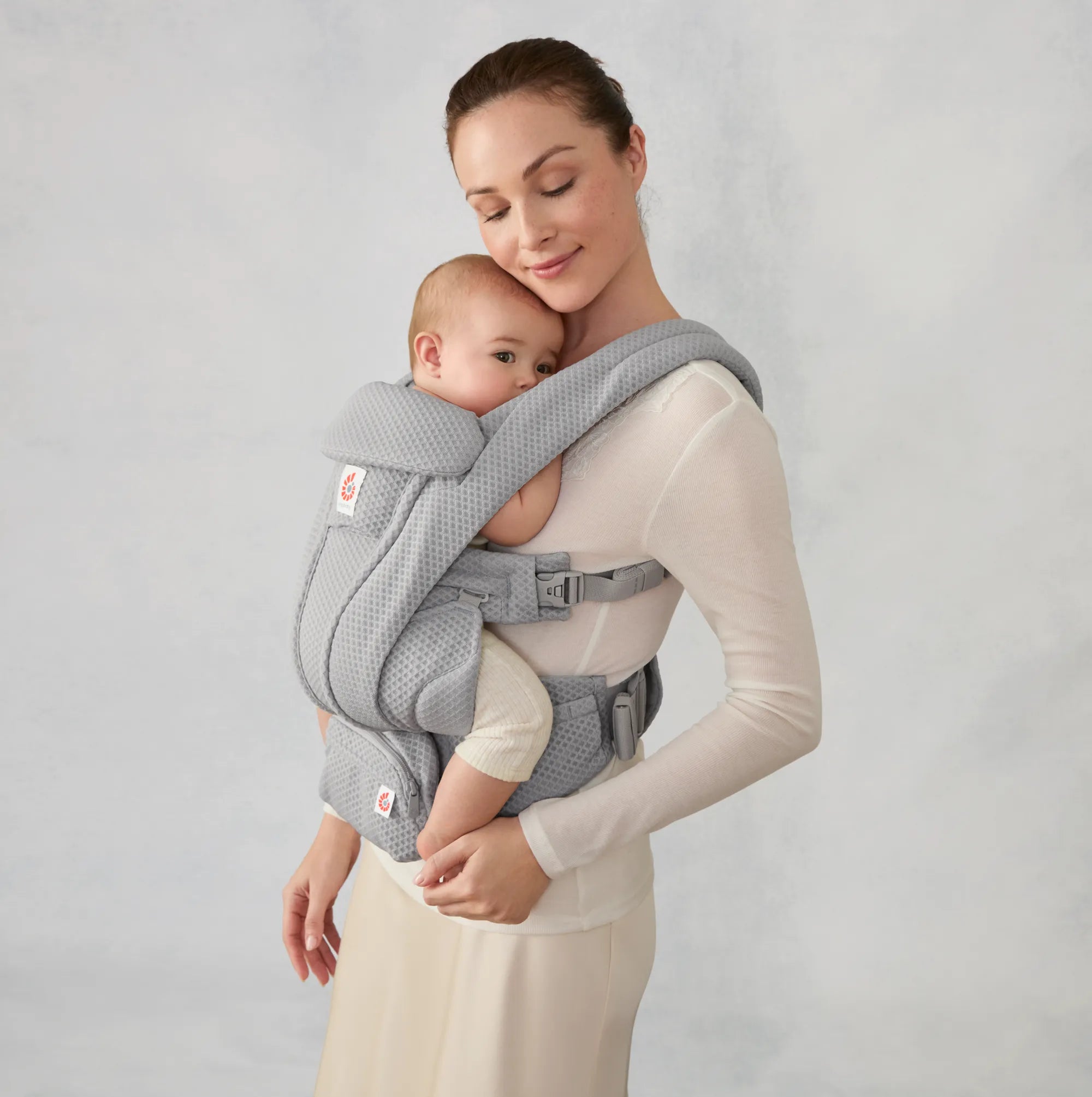 Ergobaby Omni 360 All-Position Baby Carrier thumbnail 4