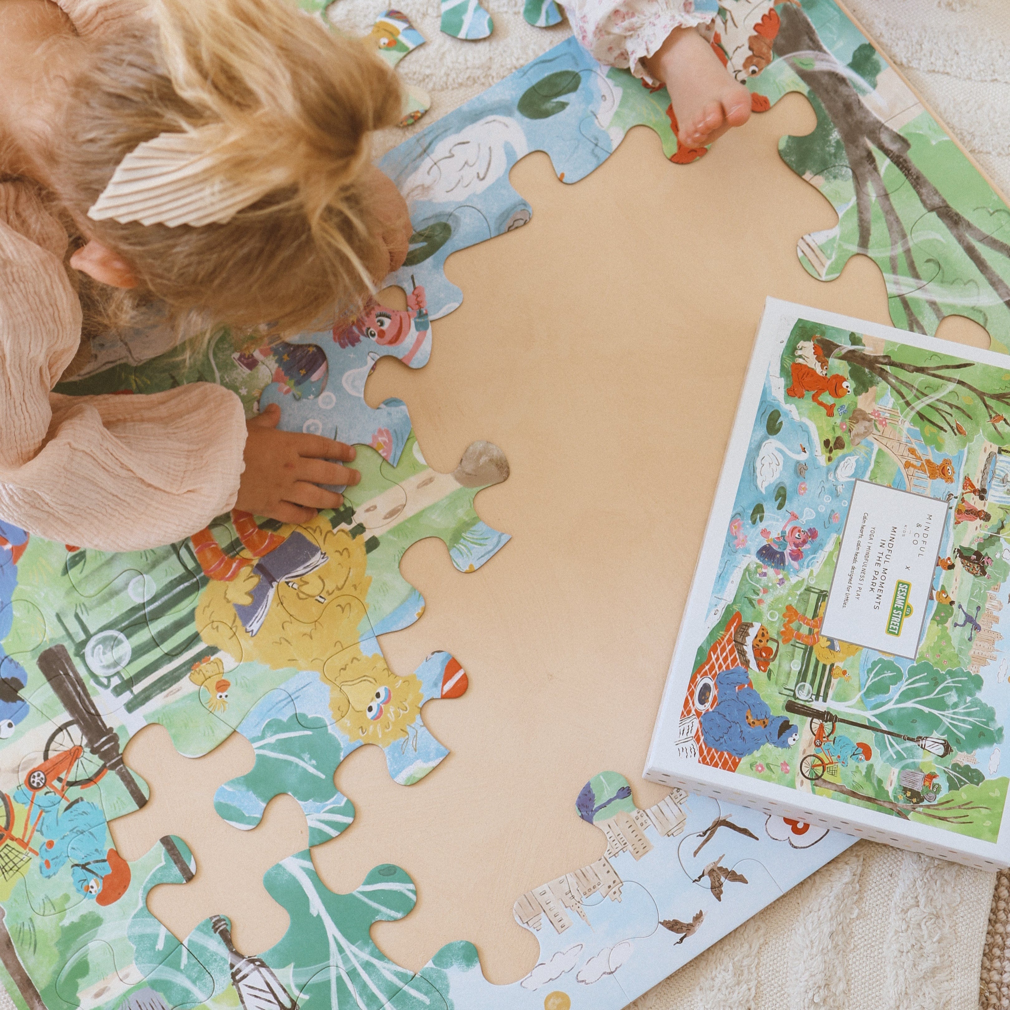 Mindful & Co Kids Mindful Moments Sesame Street Floor Puzzle thumbnail 3